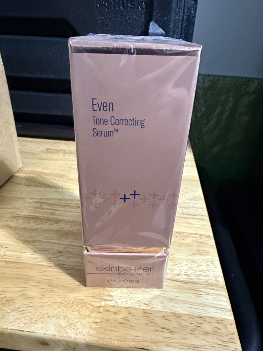 skinbetter science Even Tone Correcting Serum – Pink